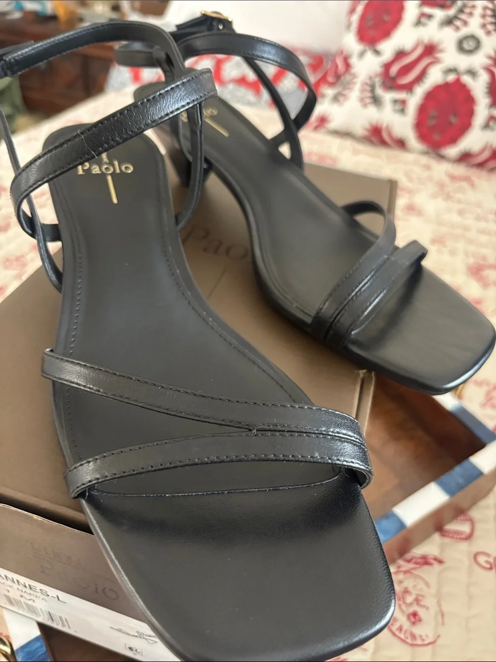 NWT Linea Paolo Black Strappy Square-Toe Sandals with Ankle Strap. SZ 11M